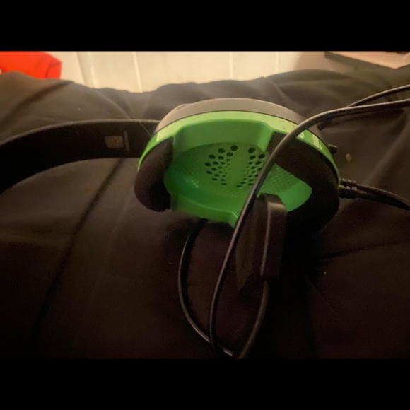 Turtle beach headset - Picture 4 of 5